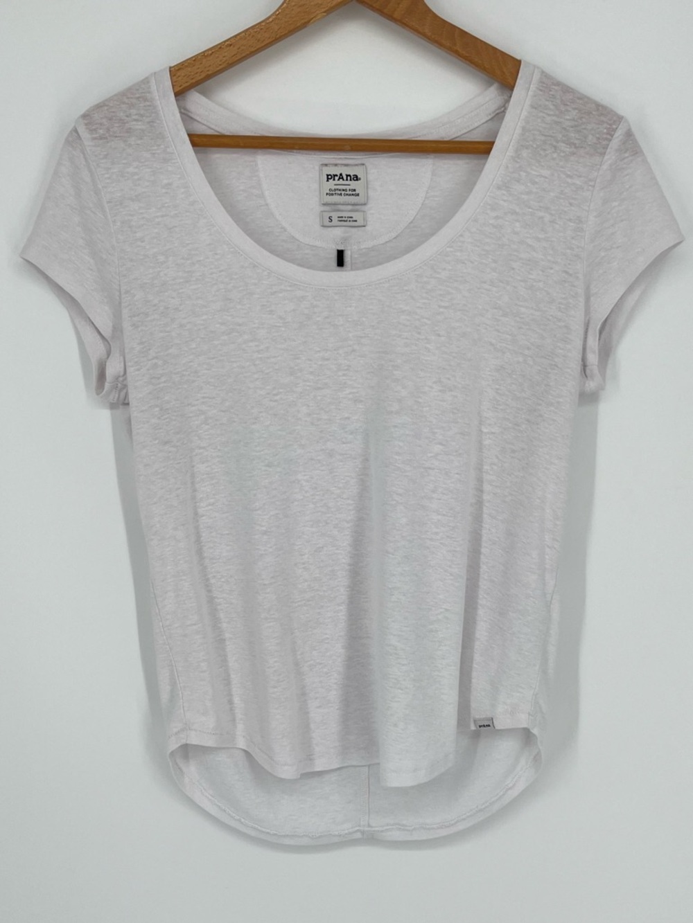 Prana White Cozy Up Short Sleeve Tee Women’s Size Medium